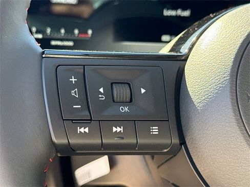 New 2026 Nissan Kicks SR w/ SR Premium Package image 34