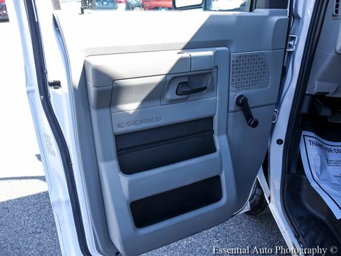 Used 2021 Ford E-350 and Econoline 350 Super Duty RWD image 20