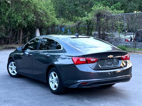 Used 2017 Chevrolet Malibu LS w/ LPO, Convenience Package 2 image 3