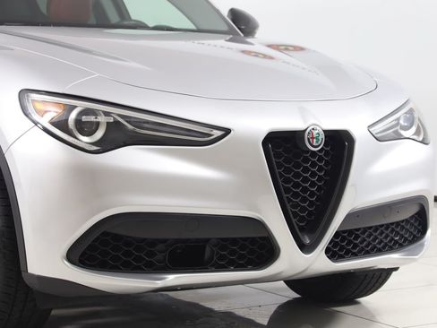 Used 2019 Alfa Romeo Stelvio w/ Nero Edizione RWD image 36