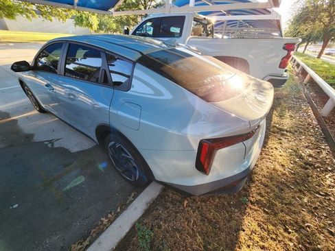 Used 2025 Kia K4 EX FWD image 4