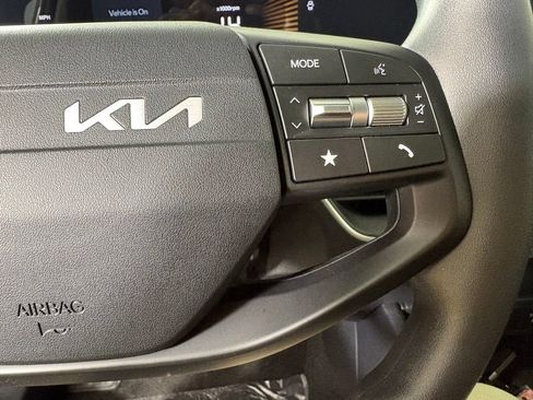 New 2026 Kia K4 FWD image 25