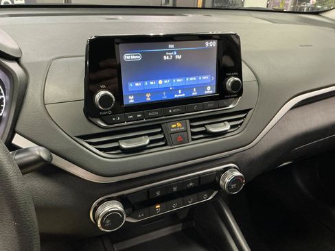 Used 2023 Nissan Altima 2.5 S FWD image 18