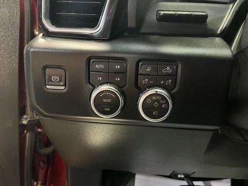 Used 2022 GMC Sierra 1500 Denali w/ Denali Reserve Package image 15