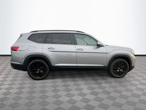 New 2026 Volkswagen Atlas SE FWD image 8