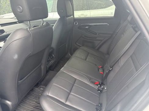 Used 2023 Land Rover Range Rover Evoque R-Dynamic SE AWD/4WD image 17