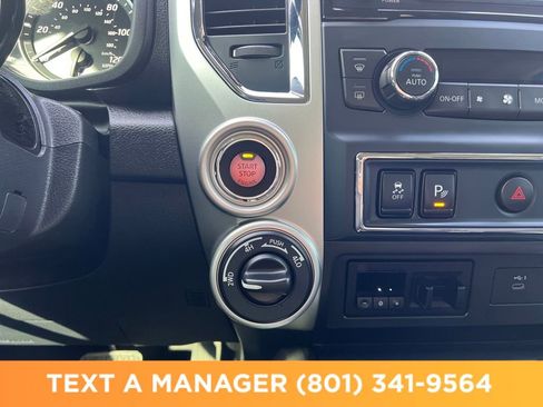 Used 2021 Nissan Titan SV w/ SV Convenience Package AWD/4WD image 28