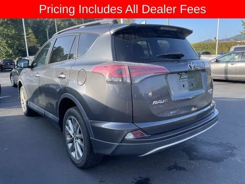 Used 2018 Toyota RAV4 Limited AWD/4WD image 4
