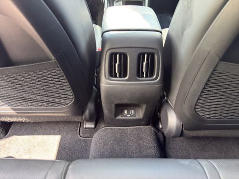 Used 2022 Hyundai Santa Cruz Limited AWD/4WD image 13