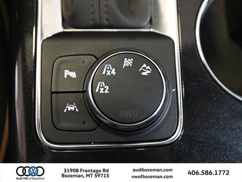 Used 2023 Chevrolet Blazer Premier w/ Driver Confidence II Package AWD/4WD image 28