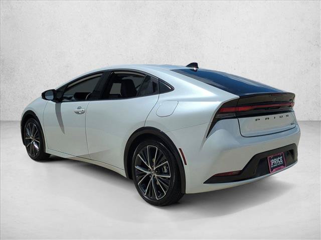 Used 2026 Toyota Prius XLE FWD image 8