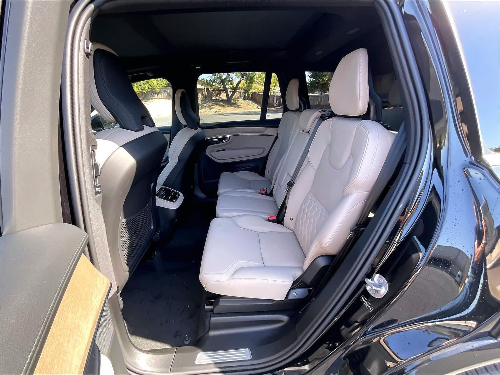 New 2027 Volvo XC90 B5 Core AWD/4WD image 12