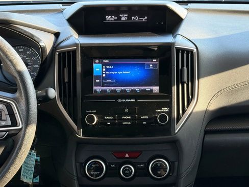 Used 2023 Subaru Crosstrek 2.0i image 28