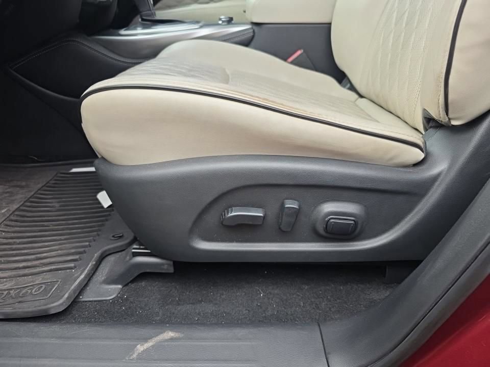Used 2019 INFINITI QX60 Luxe w/ Limited Package FWD image 9