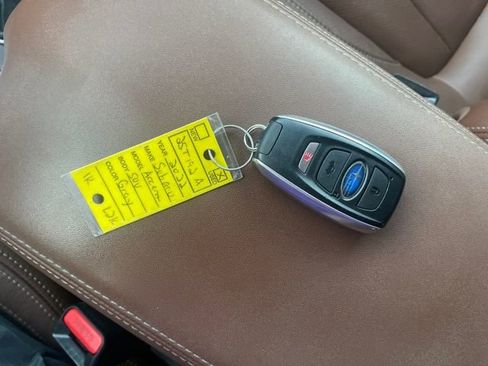 Used 2022 Subaru Ascent Touring image 29