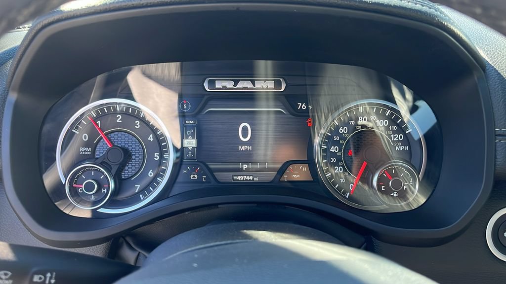 Used 2025 RAM 1500 Laramie AWD/4WD image 13