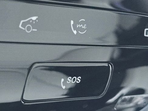 Certified 2025 Mercedes-Benz C 300 4MATIC Sedan image 8