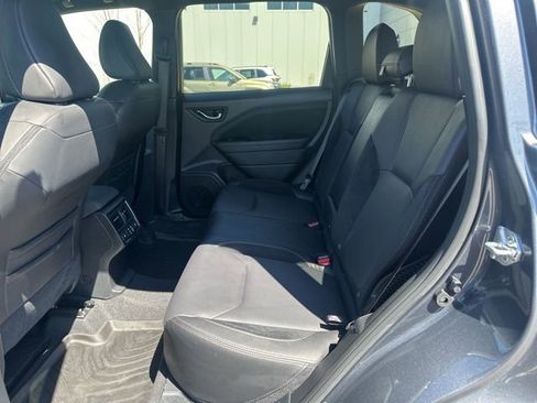 Used 2025 Subaru Forester Touring AWD/4WD image 31