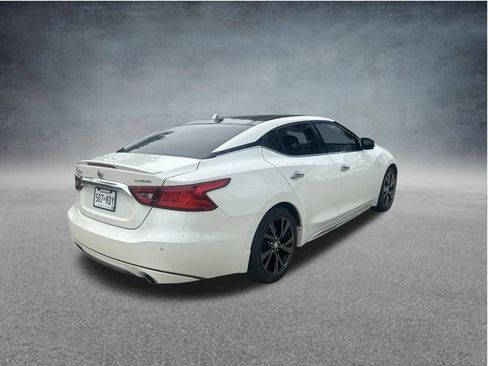 Used 2017 Nissan Maxima Platinum FWD image 7