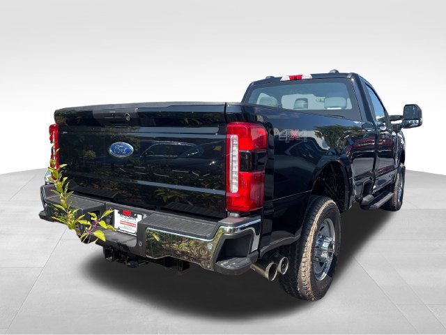 Used 2026 Ford F350 XL w/ 360-Degree Camera Package AWD/4WD image 3