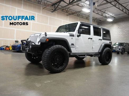 Used 2017 Jeep Wrangler Unlimited Sport w/ Quick Order Package 24S image 2