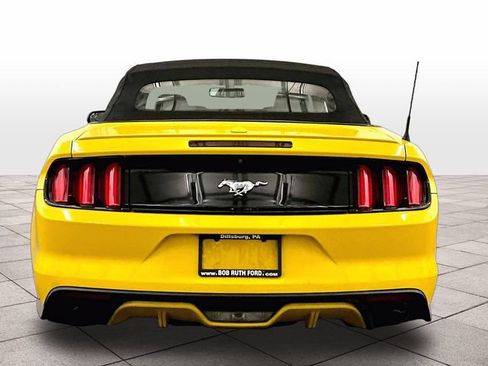 Used 2015 Ford Mustang Premium RWD image 5