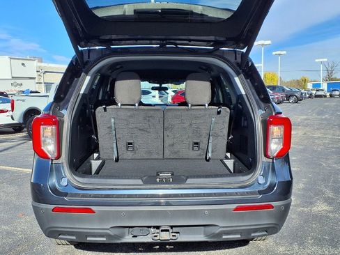 Certified 2023 Ford Explorer XLT w/ Class IV Trailer Tow Package image 5