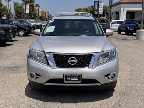 Used 2015 Nissan Pathfinder Platinum w/ Cargo Package FWD image 6