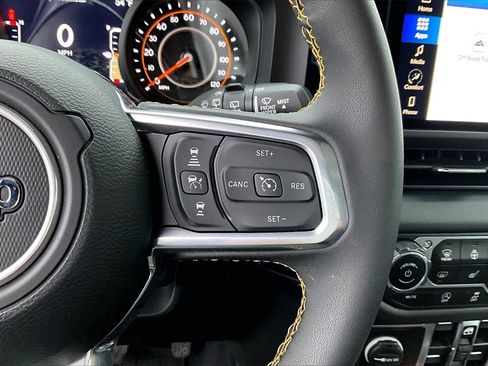 Certified 2024 Jeep Wrangler Sahara image 28