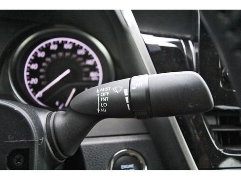Used 2024 Toyota Camry SE w/ Convenience Package FWD image 18