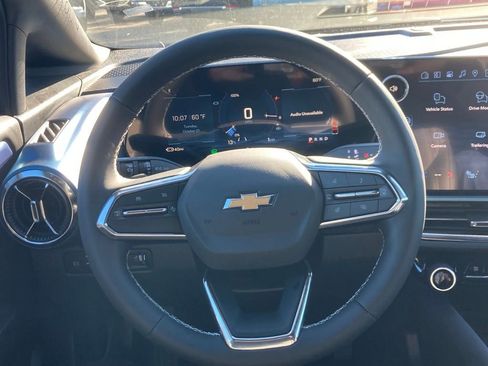 New 2026 Chevrolet Equinox EV LT image 12