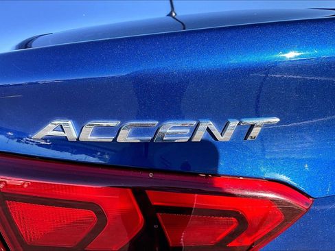 Used 2019 Hyundai Accent SE image 9