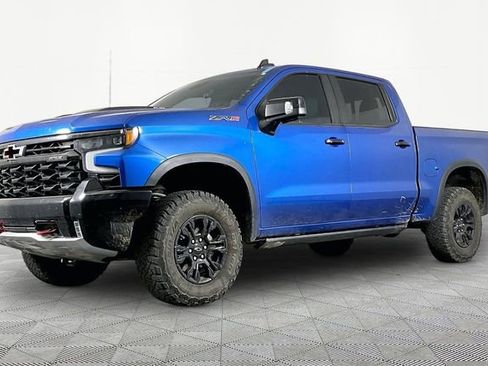 Used 2022 Chevrolet Silverado 1500 ZR2 w/ Technology Package AWD/4WD image 1