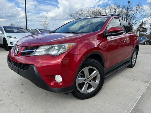 Used 2015 Toyota RAV4 XLE image 1