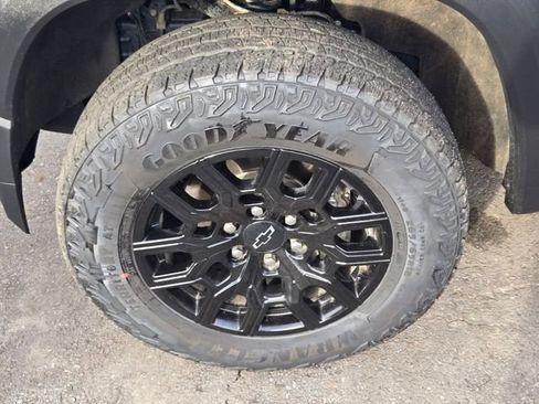 Used 2024 Chevrolet Colorado Trail Boss w/ Advanced Trailering Package image 12