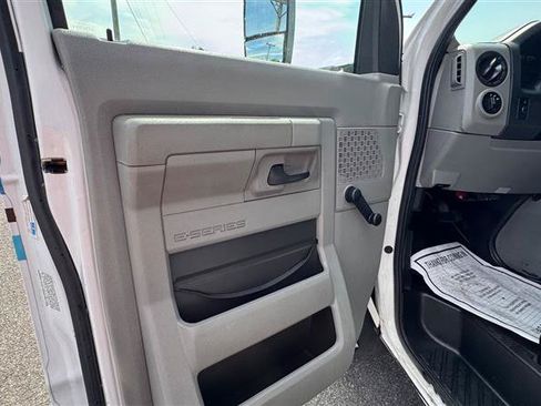 Used 2014 Ford E-450 and Econoline 450 Super Duty w/ Shuttle Bus Prep Package RWD image 35