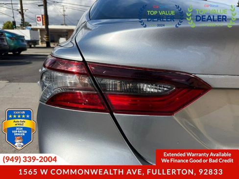 Used 2021 Toyota Camry LE FWD image 17