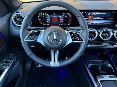 New 2026 Mercedes-Benz GLB 250 image 13