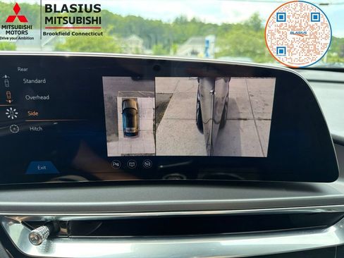 Used 2024 Cadillac Lyriq Tech w/ Driver Assist Package AWD/4WD image 44