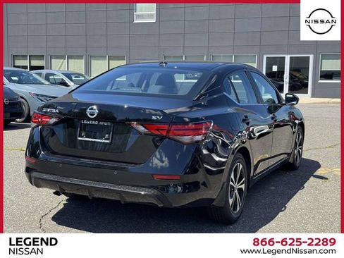 Used 2023 Nissan Sentra SV FWD image 7