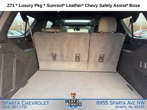 Used 2024 Chevrolet Suburban Z71 w/ Luxury Package AWD/4WD image 11