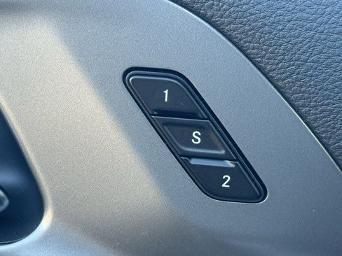 New 2026 Chrysler Pacifica Select image 10