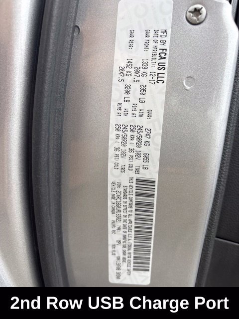 Used 2018 Chrysler Pacifica Touring-L w/ Premium Audio Group FWD image 31