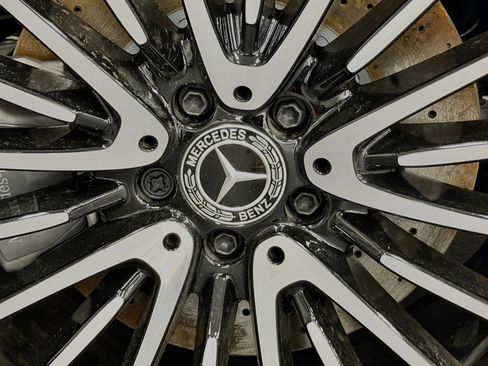 Used 2024 Mercedes-Benz S 580 4MATIC Sedan image 18