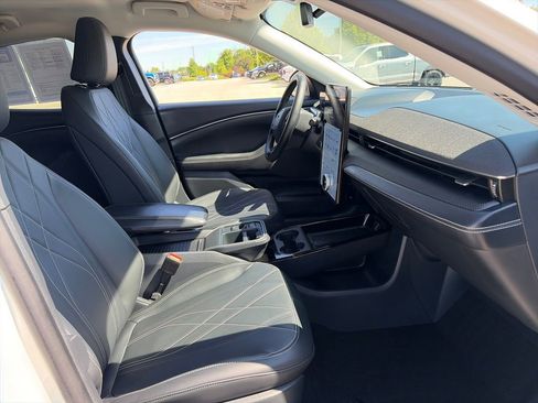 Used 2025 Ford Mustang Mach-E Select w/ Comfort Package Lite AWD/4WD image 11
