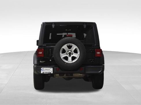 Used 2020 Jeep Wrangler Sport image 8