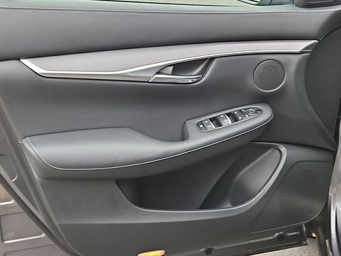 Used 2022 INFINITI QX50 Luxe w/ Appearance Package image 14
