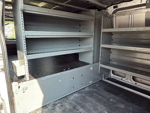 Used 2019 Ford Transit 150 148 Low Roof RWD image 19