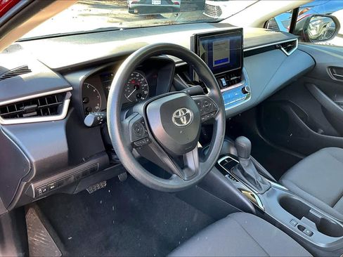Certified 2025 Toyota Corolla LE image 16