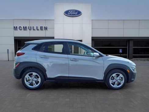 Used 2023 Hyundai Kona SEL AWD/4WD image 7